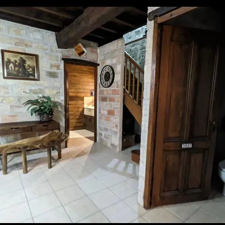 Le Chateau De La Grange